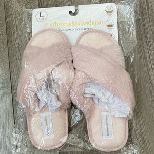 🔥$7 FINAL SALE🔥Catherine Malandrino Premium women’s slippers size L 9-10 NWT